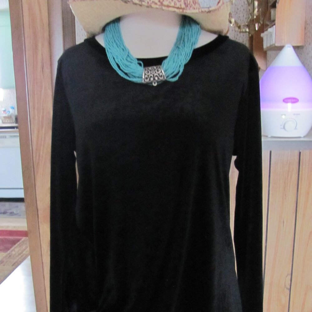 Wanna B VELVET TOP WITH FRONT KNOT Brand New